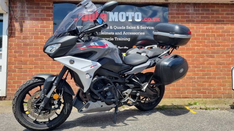 yamaha MT09 TRACER