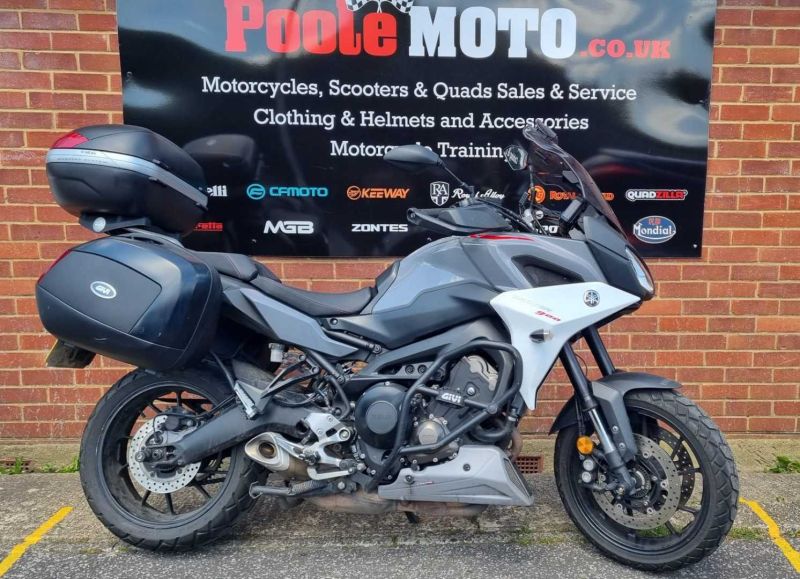 yamaha MT09 TRACER