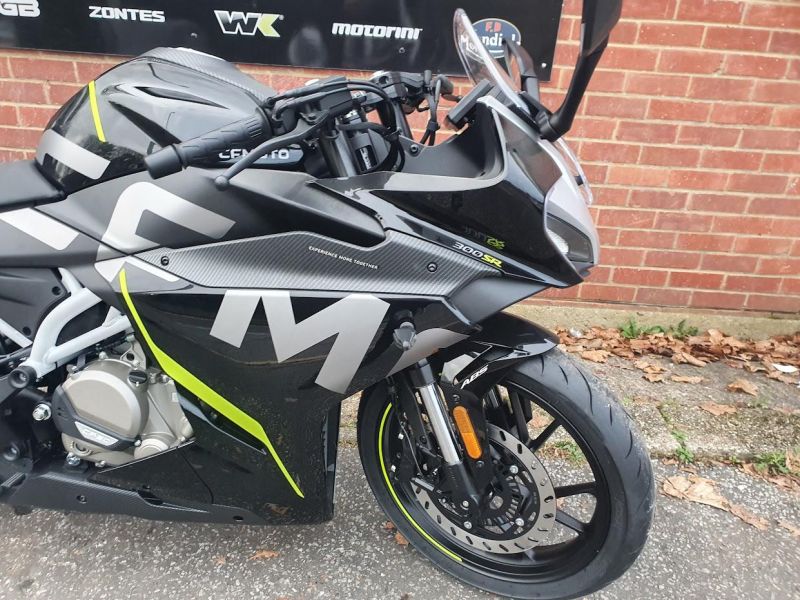 cfmoto 2wheel 300SR