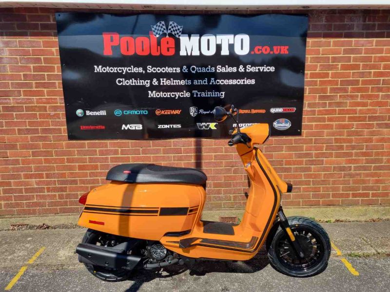 lambretta V125 SPECIAL