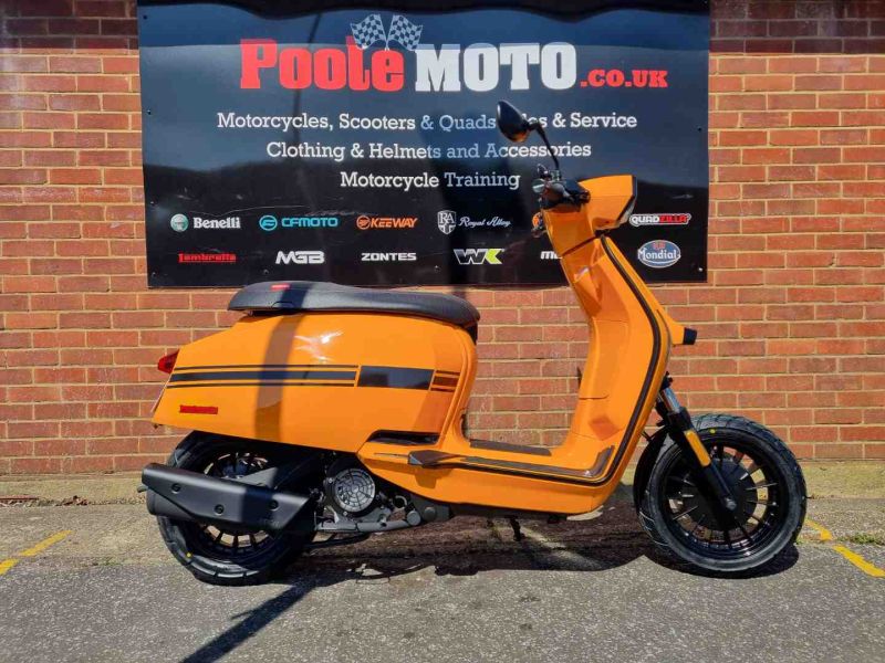 lambretta V125 SPECIAL