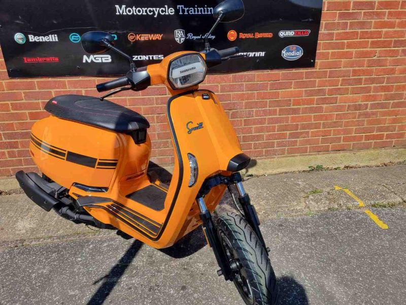 lambretta V125 SPECIAL