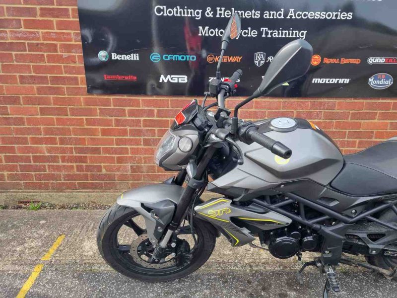 benelli BN125